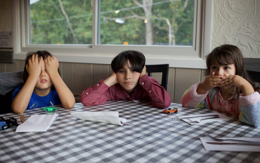 3-kids-front-table-by-keren-fedida-unsplash