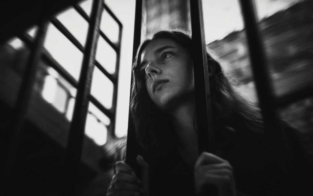 woman-fear-with-anxiety-treated-with-neurofeedback-by-vitaliy-shevchenko-at-unsplash