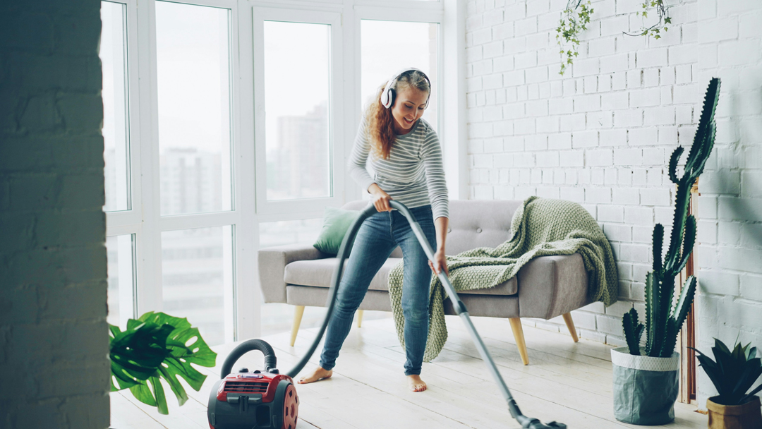 woman-cleaning-by-vitaly-gariev-at-unsplash