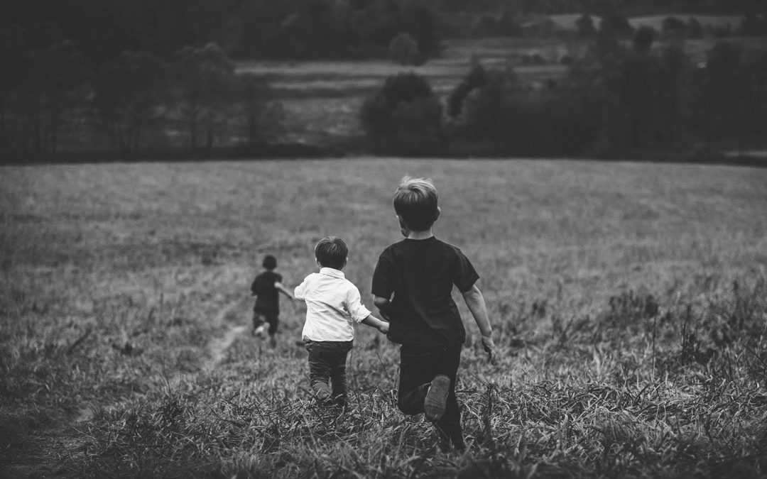 children-running-to-the-fields-by-jordan-whitt-at-unsplash
